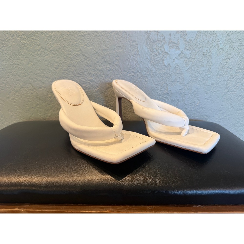 ASOS DESIGN Womens White Padded Thong Heeled Sandals Square Toe Stiletto Mules